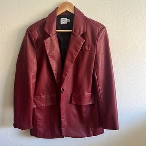 ❣️❤️ JOCELYN FAUX LEATHER BLAZER BURGUNDY ❣️❤️